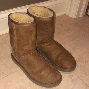 UGG Classic II Chestnut Suede Short Boots